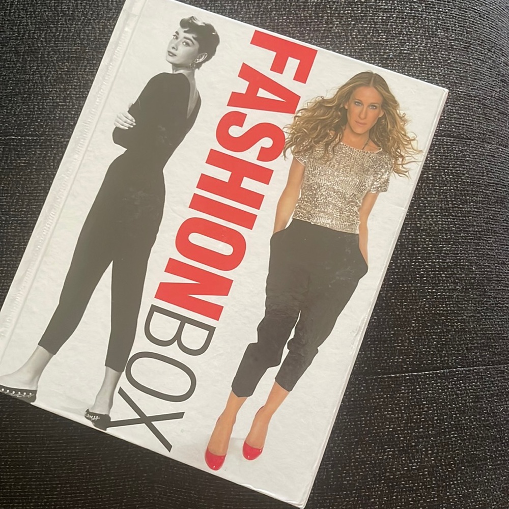 Fashion Box book
